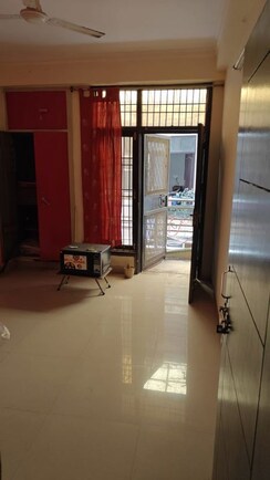 2 BHK Builder Floor For Rent in Maidan Garhi