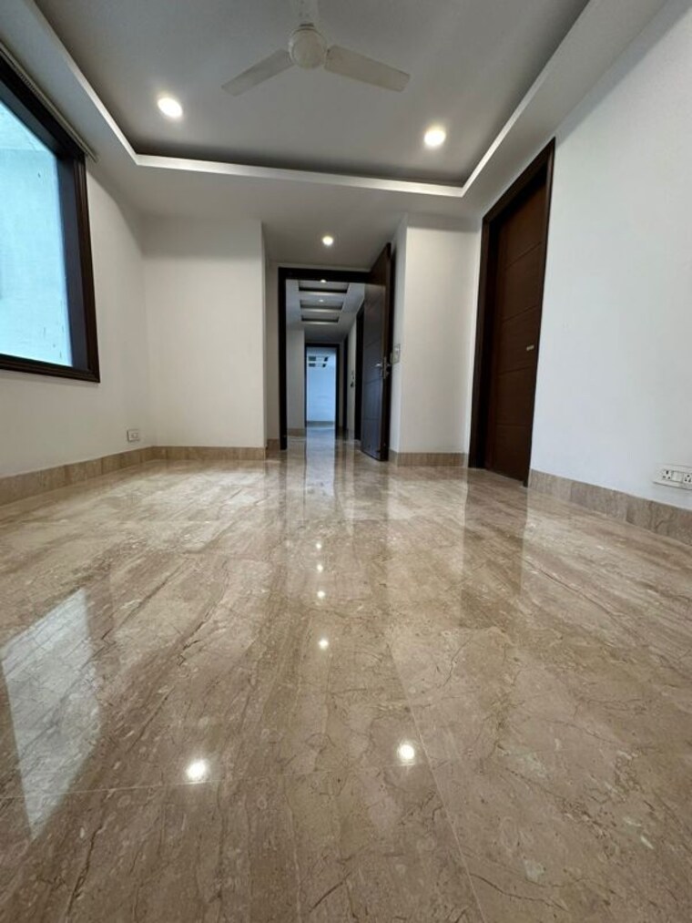 Room, panchsheel enclave 4 Bedroom 418 Sq.Yd. Builder Floor In Panchsheel Enclave Delhi 10272152