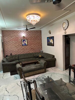4 BHK Independent House For Rent in Sector 13