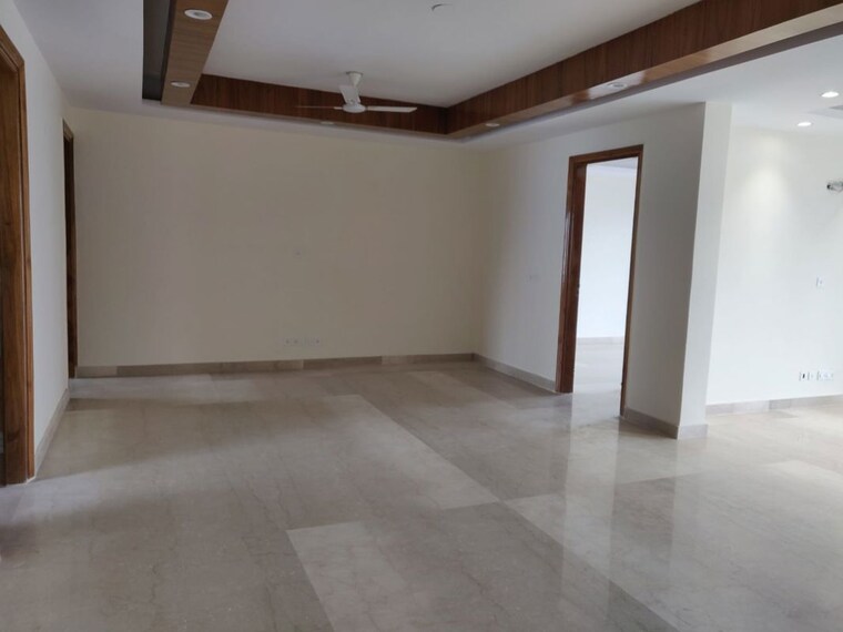 Room, sector 23 3 Bedroom 342 Sq.Yd. Builder Floor In Sector 23 Gurgaon 10272346