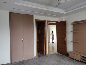 Building Lobby in 3 BHK Builder Floor at Sector 23 – for Sale