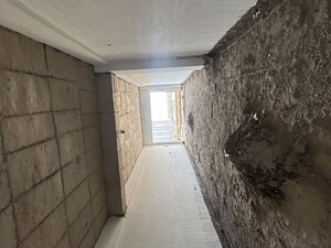 Team Area in  Showroom at Ambala Highway – for Sale