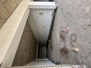 Team Area in  Showroom at Ambala Highway – for Sale