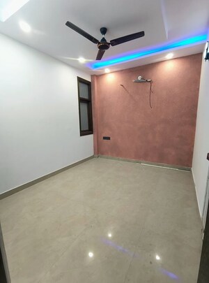 Room in 3 BHK Builder Floor at Govindpuri – for Sale