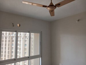 Room in 2 BHK Apartment at Dosti West County, Balkum Pada – for Rent