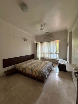 Bedroom in 4 BHK Apartment at Hiranandani Glen Croft, Powai – for Rent