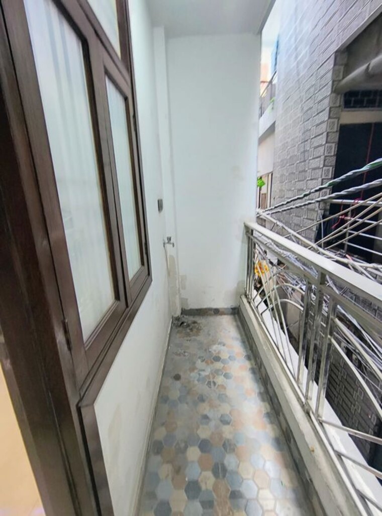 Balcony, govindpuri 3 Bedroom 990 Sq.Ft. Builder Floor In Govindpuri Delhi 10272613