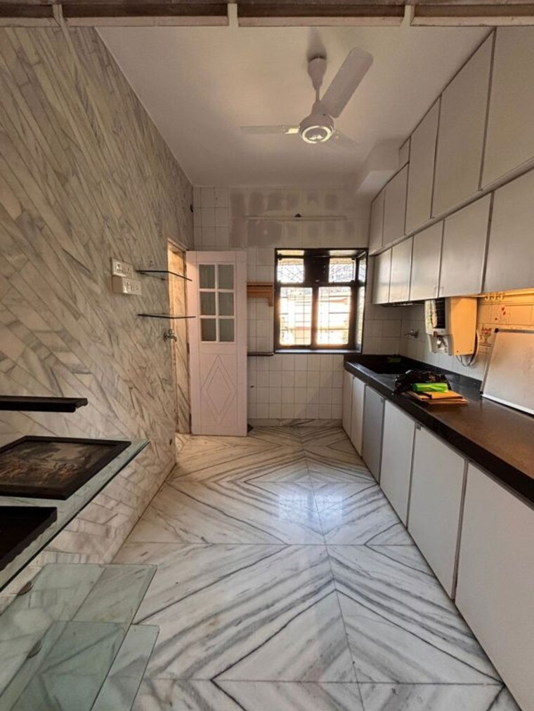 Kitchen, bandra west 1 Bedroom 500 Sq.Ft. Apartment In Bandra West Mumbai 10272668