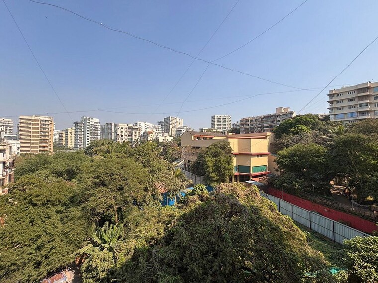 Garden, bandra west 1 Bedroom 500 Sq.Ft. Apartment In Bandra West Mumbai 10272668