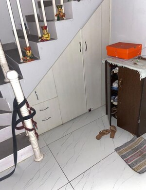 Furnished Amenities in 4 BHK Independent House at Sahastradhara Road – for Sale