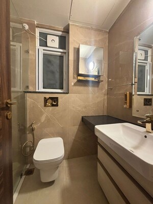 Master Bedroom in 3 BHK Apartment at Smart World Orchard, Sector 61 – for Rent