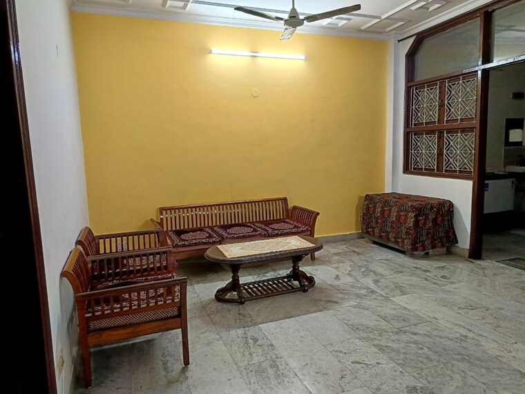 Living Room, govindpuri 2.5 Bedroom 700 Sq.Ft. Builder Floor In Govindpuri Delhi 10272975
