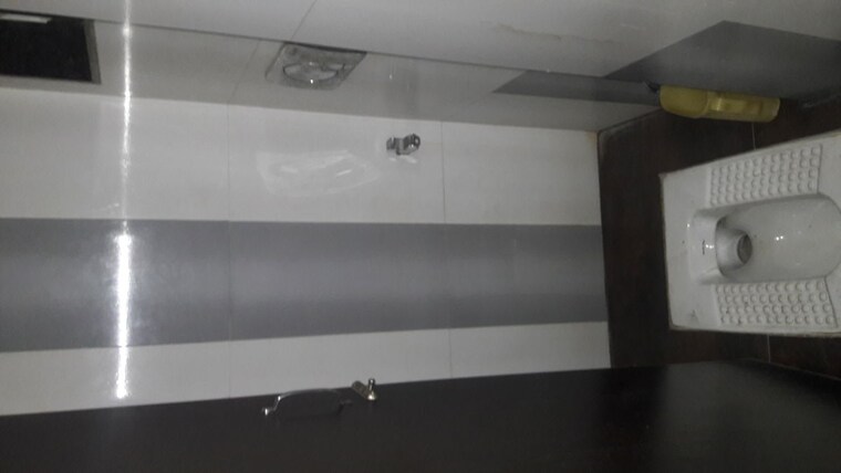 undefined, hill-top-chs-goregaon 2 Bedroom 860 Sq.Ft. Apartment In Goregaon East Mumbai 10272780