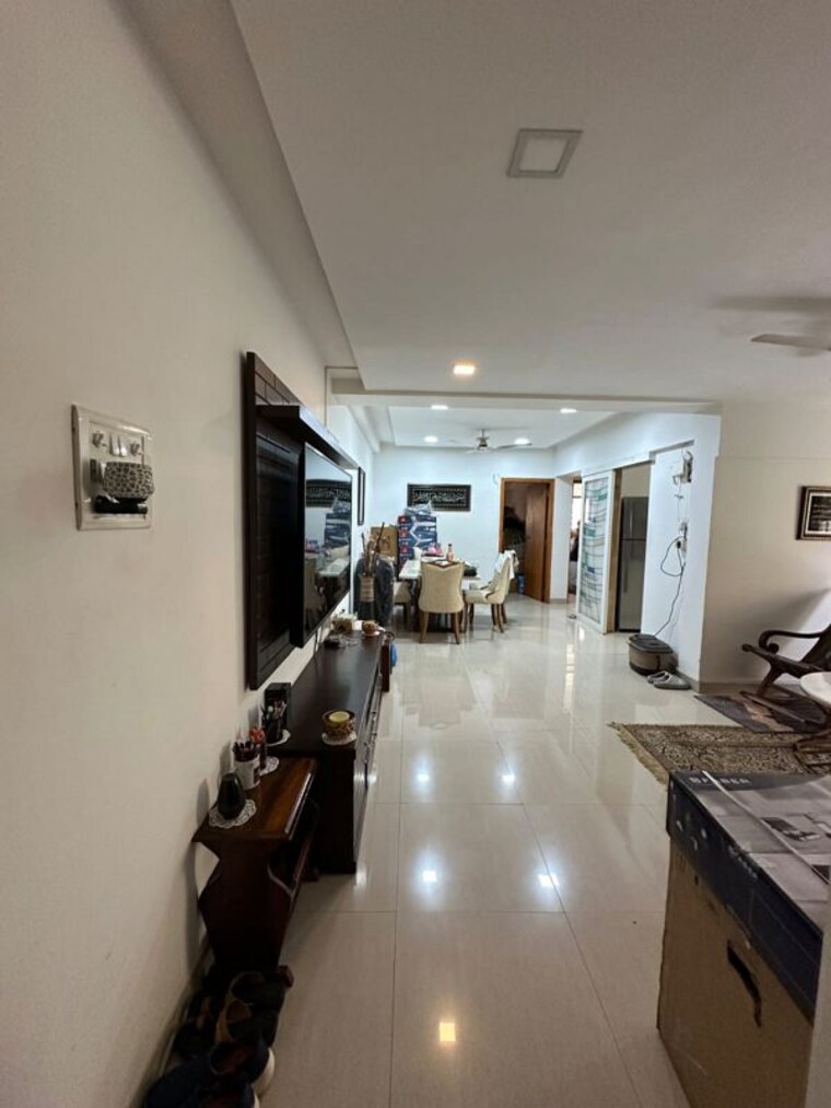 Living Room, bandra west 2 Bedroom 700 Sq.Ft. Apartment In Bandra West Mumbai 10272957