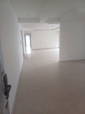 Room in 4 BHK Apartment at Ajmera Prive, Juhu – for Sale