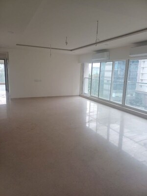 Room in 4 BHK Apartment at Ajmera Prive, Juhu – for Sale