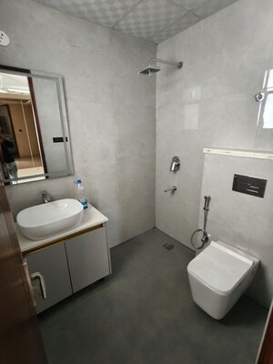 Bathroom in 3 BHK Builder Floor at BPTP Green Oaks, Sector 70a – for Sale