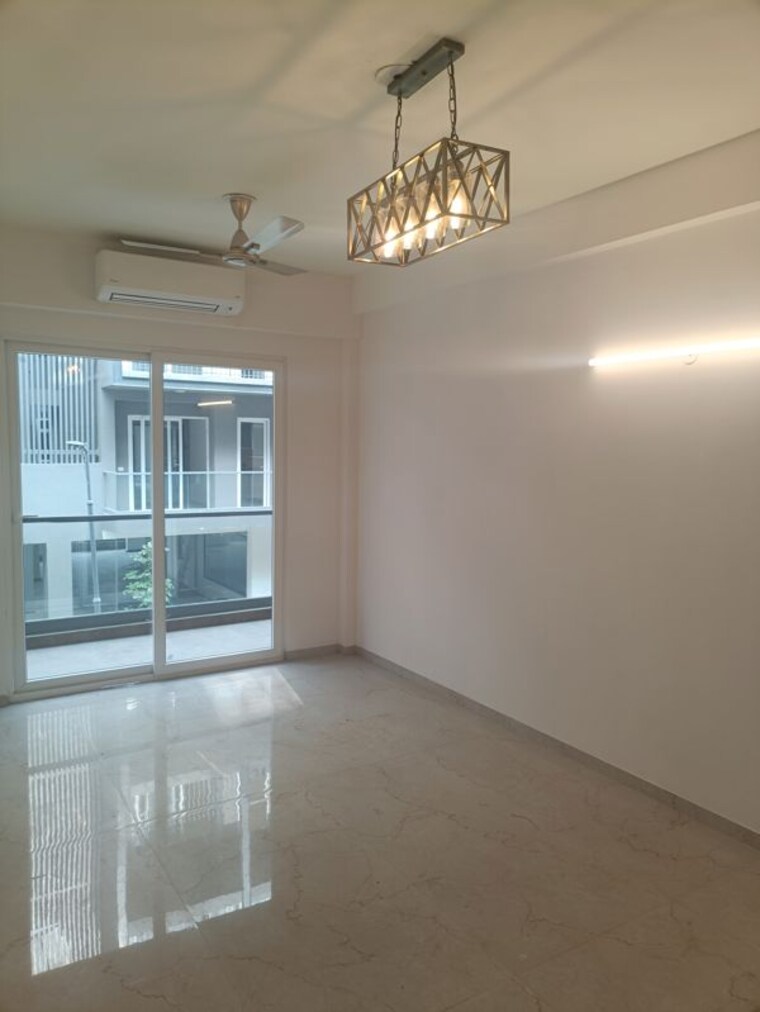 Room, smart-world-orchard 3 Bedroom 1680 Sq.Ft. Apartment In Sector 61 Gurgaon 10273209