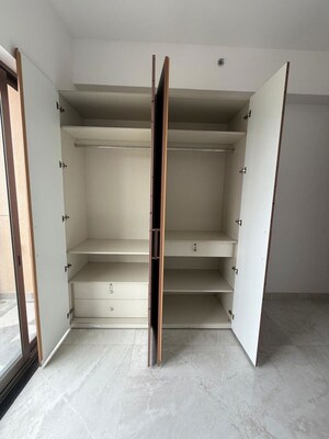 Building Lobby in 2 BHK Apartment at Gomti Nagar – for Rent