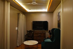 Living Room in 2 BHK Builder Floor at Nehru Enclave – for Rent