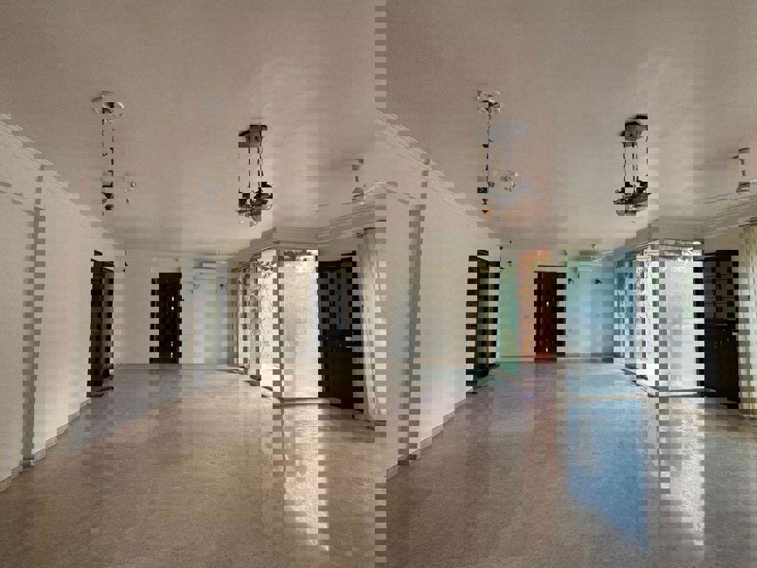 4 BHK + Study Room,Extra Room 2600 Sq.Ft. Apartment in Hiranandani Glen Croft