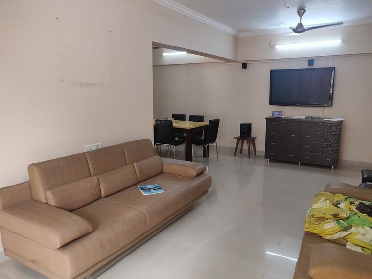Living Room, khar west 2 Bedroom 700 Sq.Ft. Apartment In Khar West Mumbai 10273218