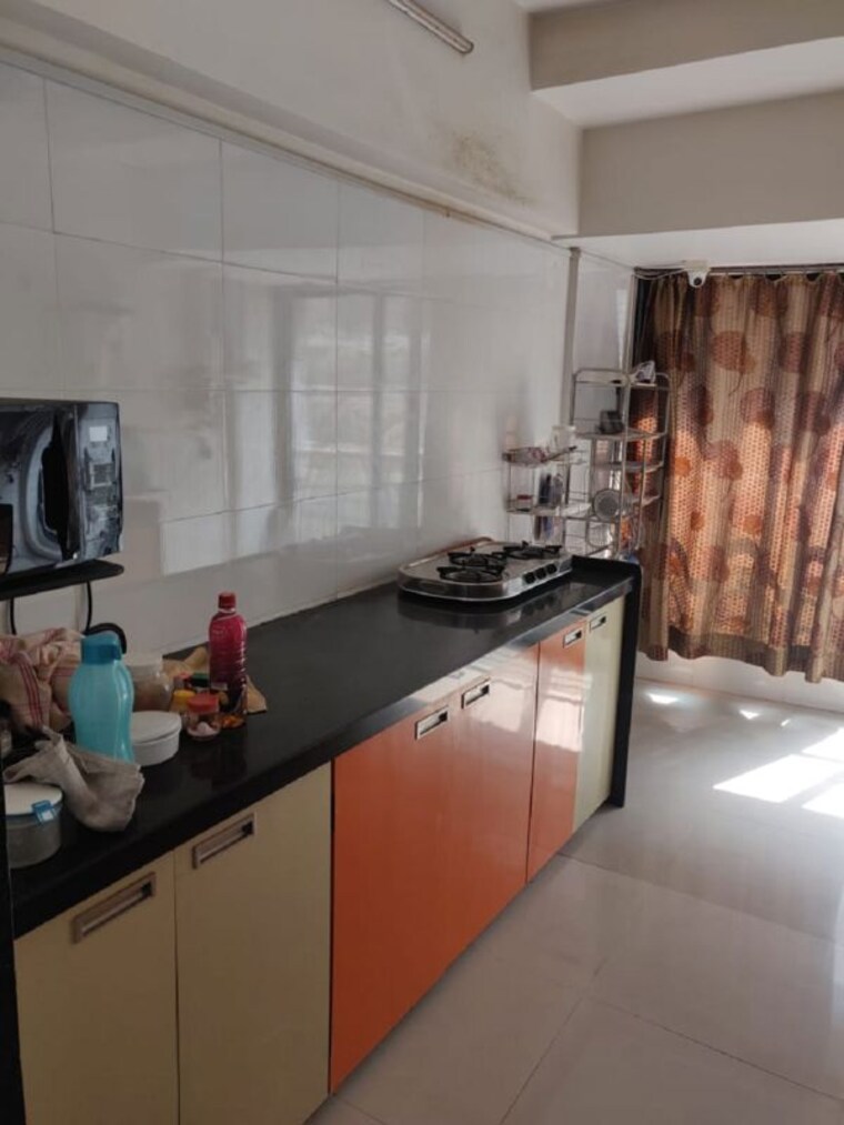 Kitchen, khar west 2 Bedroom 700 Sq.Ft. Apartment In Khar West Mumbai 10273218