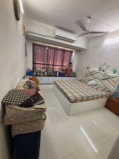 2 BHK + Pooja Room Apartment For Rent in Bandra West