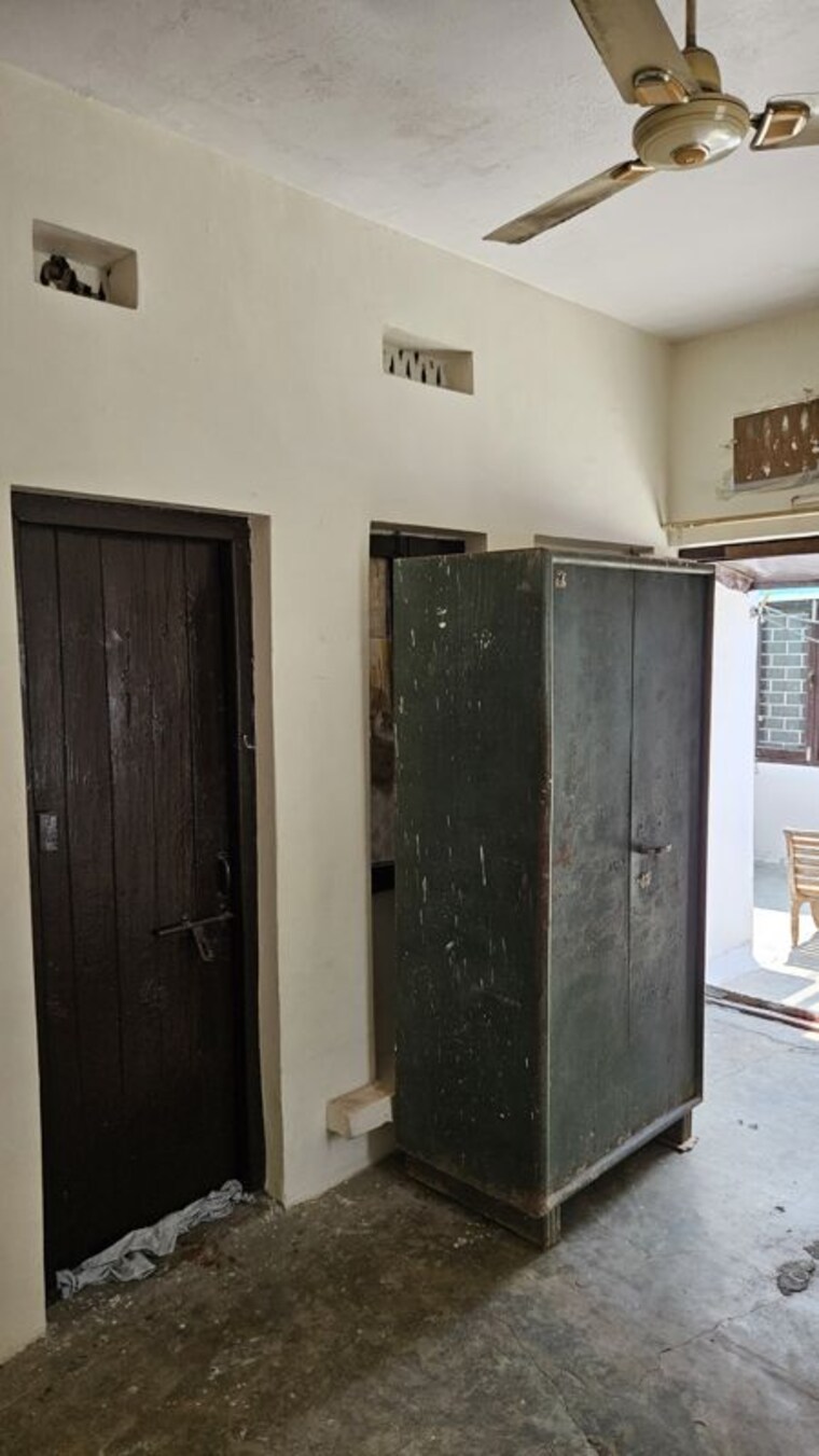 Bedroom, aiman-house 2 Bedroom 800 Sq.Ft. Villa In Mahanagar Lucknow 10273372