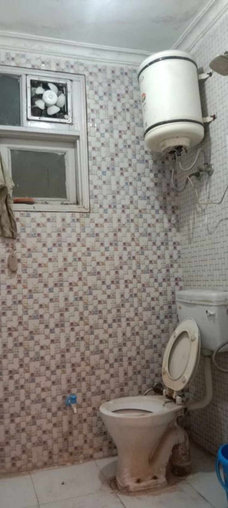Bathroom, neb sarai 2 Bedroom 850 Sq.Ft. Builder Floor In Neb Sarai Delhi 10273452