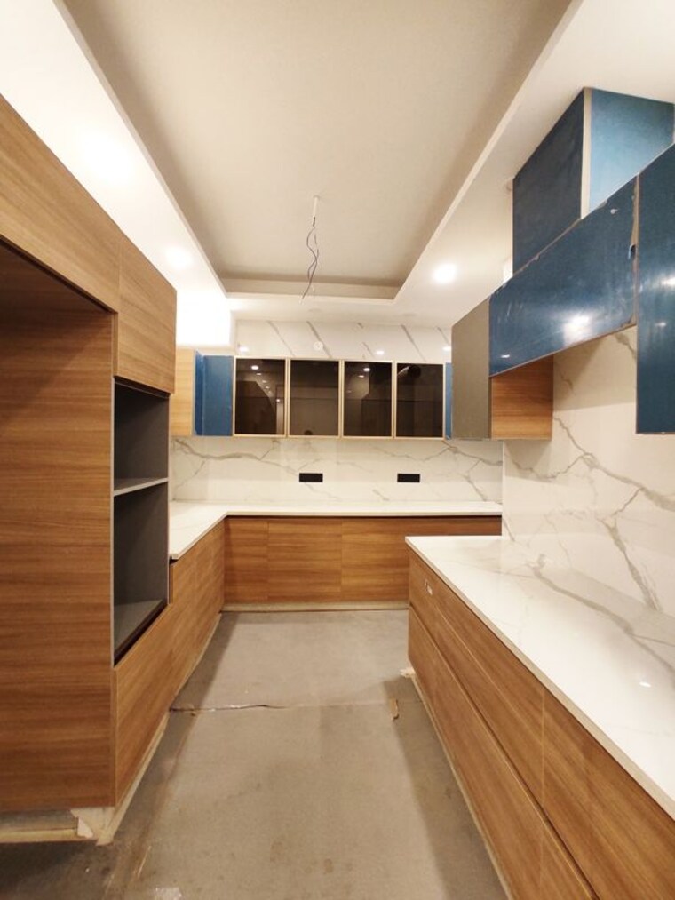 Kitchen, ansal-navkriti-arcade 4 Bedroom 2500 Sq.Ft. Builder Floor In Sushant Lok ii Gurgaon 10273380