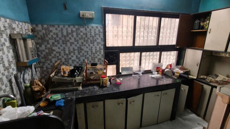 Kitchen, bandra west 2 Bedroom 700 Sq.Ft. Apartment In Bandra West Mumbai 10273470