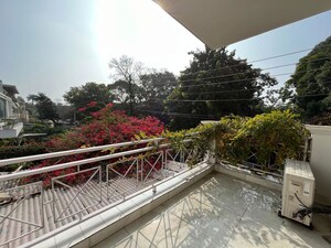 Balcony in 3 BHK Builder Floor at Sector 11 – for Rent