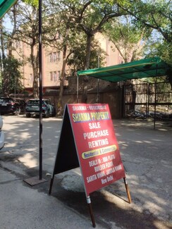3 BHK + Extra Room Apartment For Rent in Sarita Vihar