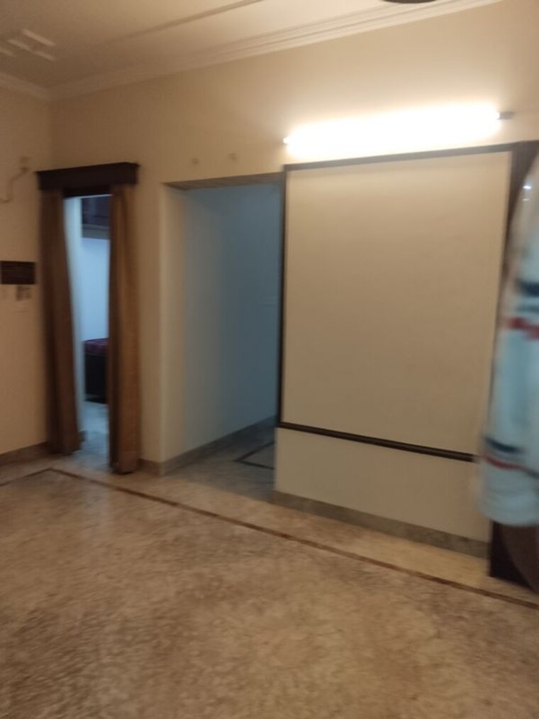 Room, sarita vihar 3 Bedroom 2250 Sq.Ft. Apartment In Sarita Vihar Delhi 10273392