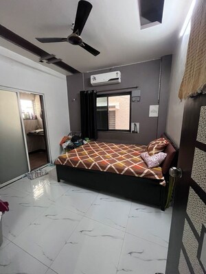 Bedroom in 2 BHK Apartment at Kalyani Nagar – for Rent