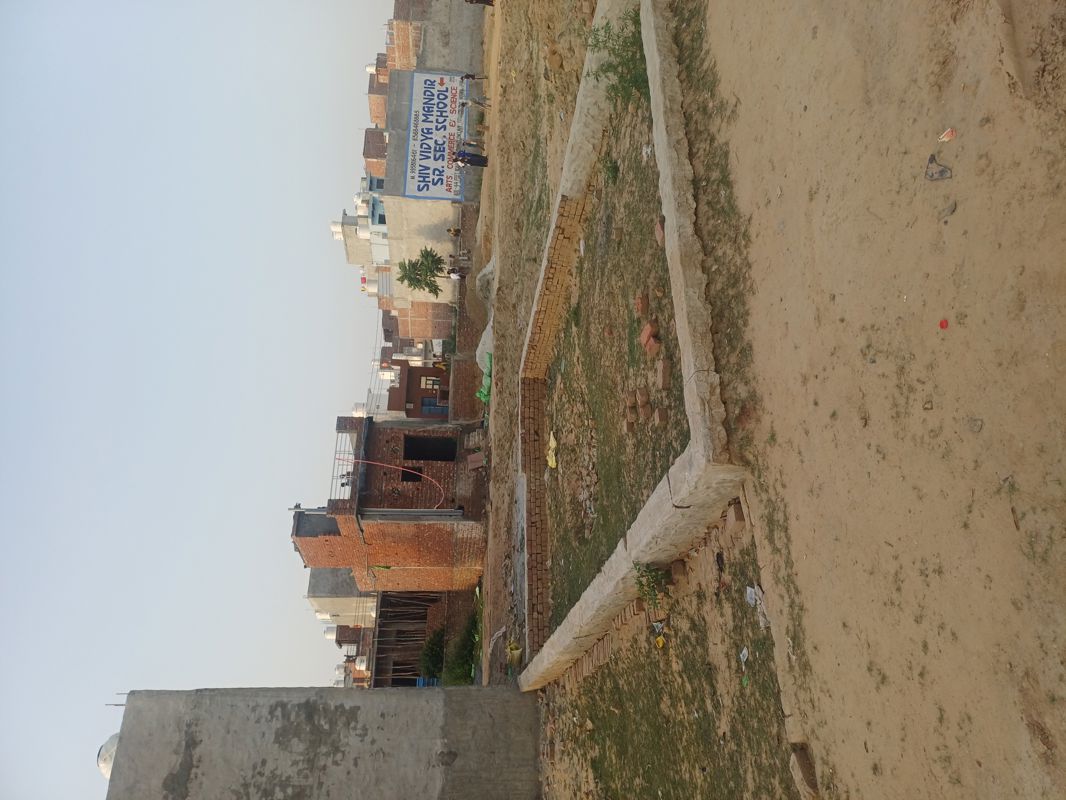 Plot For Sale in Dheeraj Nagar
