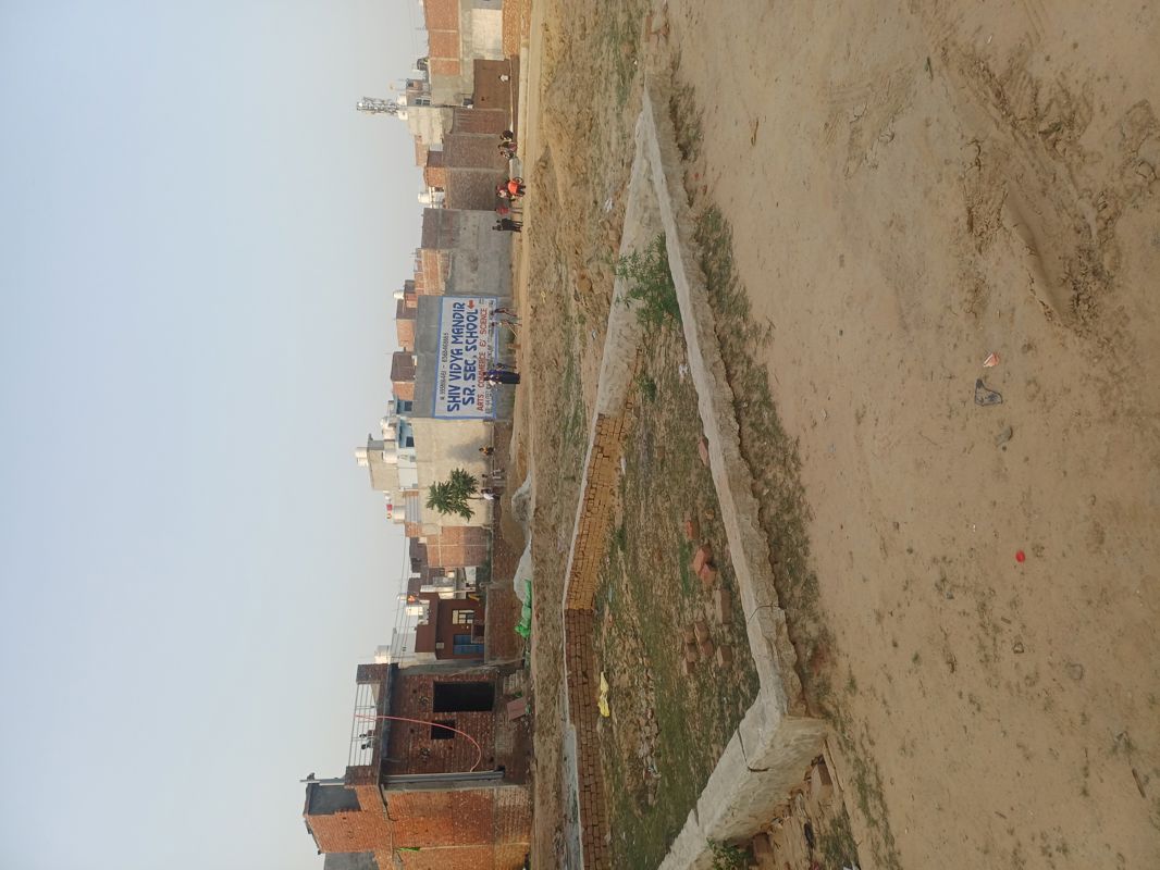 Plot For Sale in Dheeraj Nagar