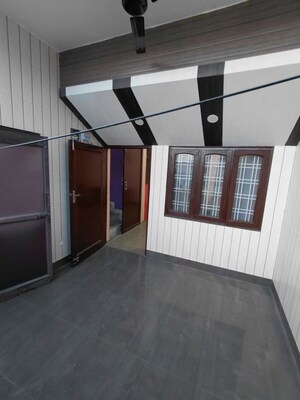 1.5 BHK Independent House For Rent in Panditwari