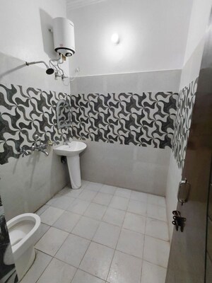 Bathroom in 1.5 BHK Independent House at Panditwari – for Rent