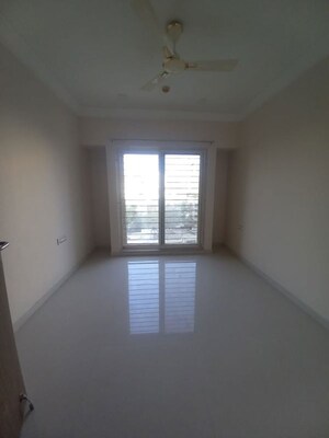 Room in 3 BHK Apartment at Yashodhan Apple Blossom, Bavdhan – for Sale