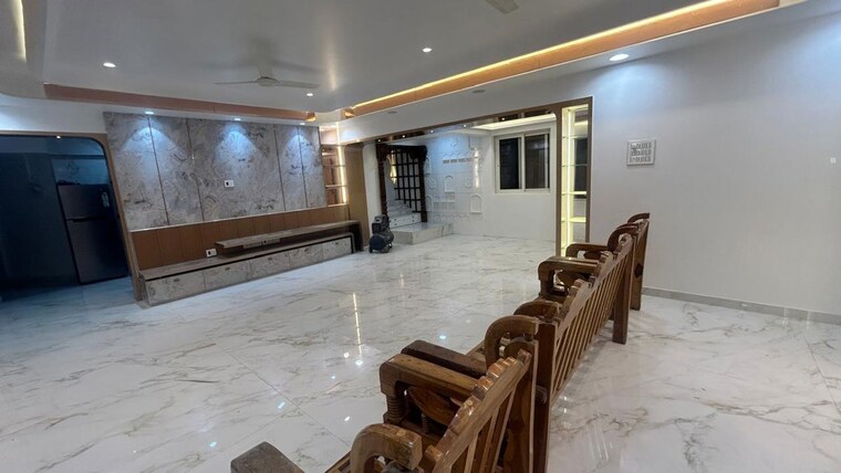  Parking, kumar-kruti 3 Bedroom 1600 Sq.Ft. Apartment In Kalyani Nagar Pune 10273588