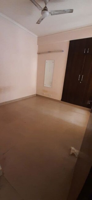 2 BHK Apartment For Rent in Supertech Eco Village II, Sector 16b Greater Noida