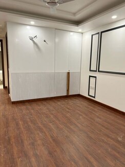 3 BHK + Servant Room Builder Floor For Sale in Ansal Sushant Apartments
