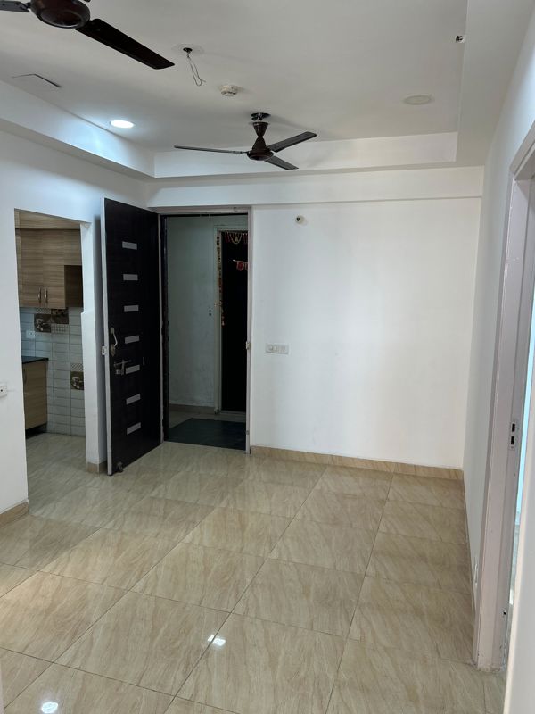 2.5 BHK + Study Room Apartment For Sale in Paramount Symphony