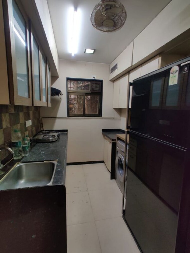 Kitchen, bandra west 2 Bedroom 700 Sq.Ft. Apartment In Bandra West Mumbai 10273684