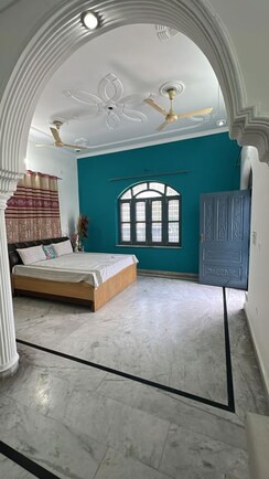 2 BHK Independent House For Rent in Niranjanpur