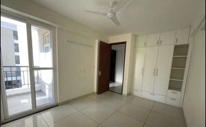 Room in 3 BHK Apartment at Allwin El Spazia, Sanauli – for Rent