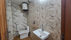 Bathroom in 1 BHK Builder Floor at Saket – for Rent