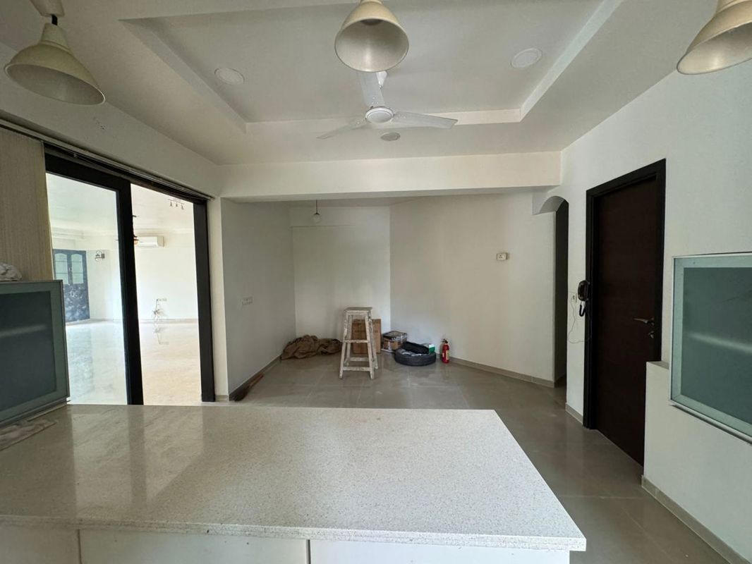 3 BHK + Study Room,Extra Room Apartment For Rent in L&T Emerald Isle